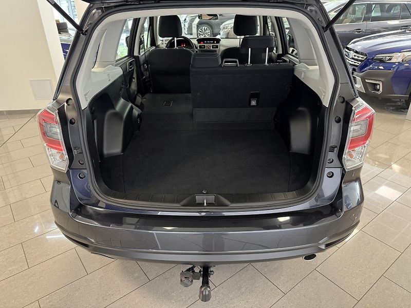Subaru Forester 2.0i Trend, 6MT - fotka 19 z 45