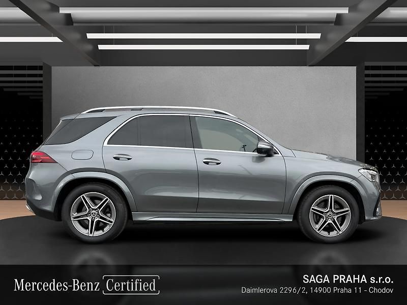Mercedes-Benz GLE 300d 4MATIC AMG Line Airmatic - fotka 3 z 21