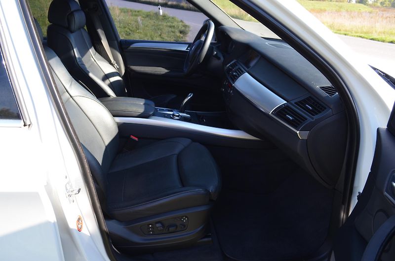 BMW X5 (2007) 3,0 D (M57) 173kW, 4x4, M pack - fotka 34 z 46