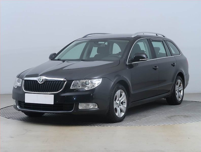 Škoda Superb (2011) Ambition 2.0 TDI, Automat - fotka 2 z 18