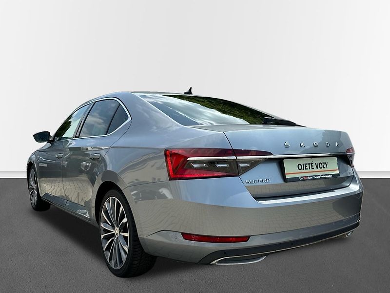 Škoda Superb 2.0 TDI LK 4x4 DSG - fotka 8 z 30