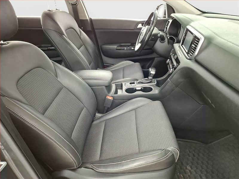 Kia Sportage (2019) 1.6 CRDi, Automat, Serv.kniha - fotka 9 z 20