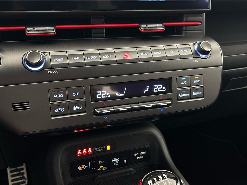 Hyundai Kona (2026) N Line - fotka 19 z 28