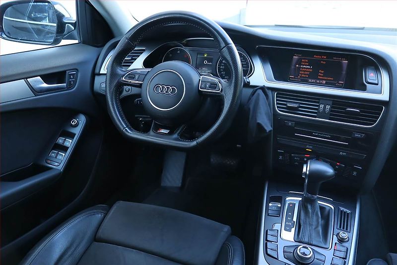Audi A4 (2012) 3.0 TDI, 4X4, Automat - fotka 7 z 23
