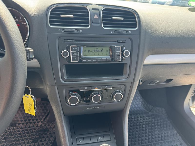 Volkswagen Golf (2008) VI,1.4-16V,SERVISKA - fotka 15 z 26