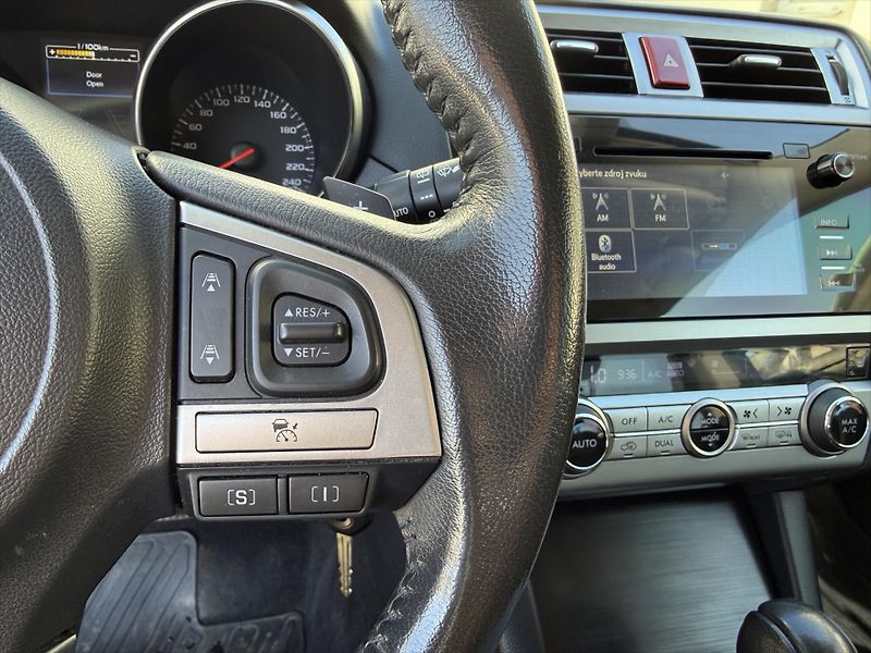 Subaru Outback 2,5 Comfort - fotka 13 z 19