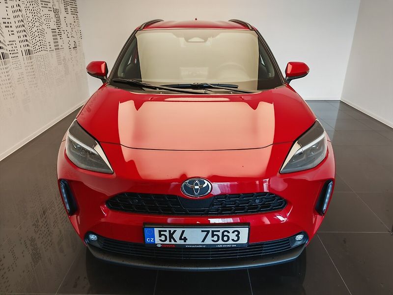 Toyota Yaris Cross 1.5 TNGA HEV Style 4x4 - fotka 2 z 32
