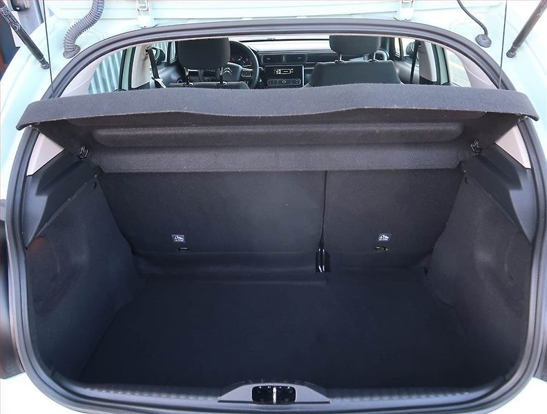 Citroën C3 (2018) 1.2 PureTech, ČR,1.maj - fotka 13 z 17