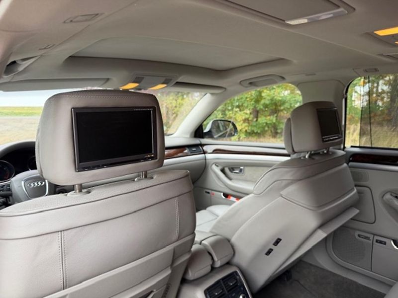 Audi A8 A8 L 4.2 FSI V8, quattro 257kW - fotka 20 z 47
