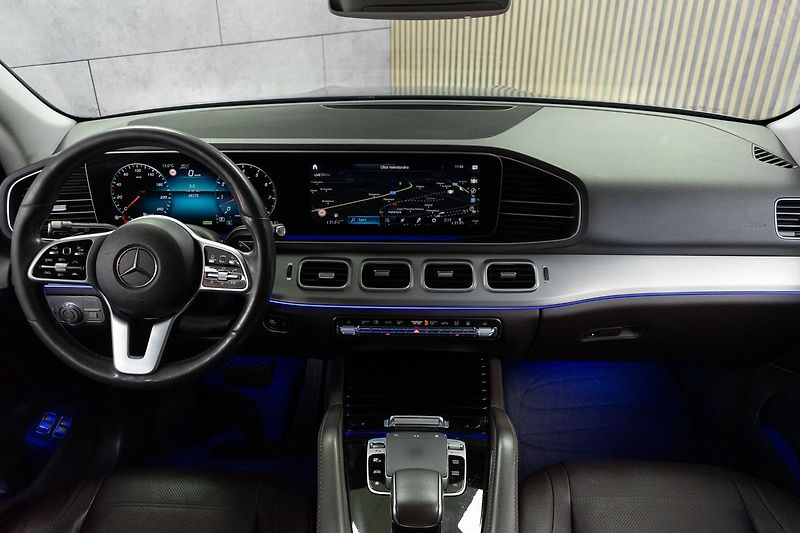 Mercedes-Benz GLE 450 AMG*TAŽNÉ*AIR*2xKOLA*DPH* - fotka 8 z 52