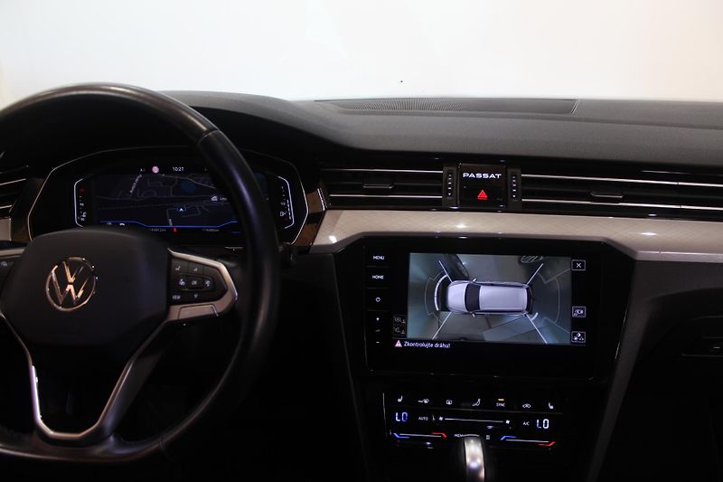 Volkswagen Passat (2023) 2.0TDI DSG Nez.Topení Matrix - fotka 31 z 39