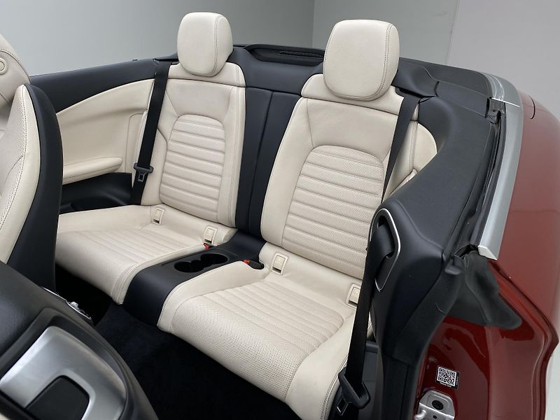Mercedes-Benz Třídy C C220d CABRIO AUT CZ - fotka 5 z 58