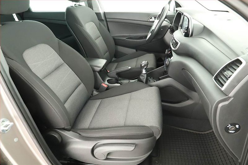 Hyundai Tucson (2020) 1.6 GDI, Serv.kniha, Navi - fotka 7 z 16