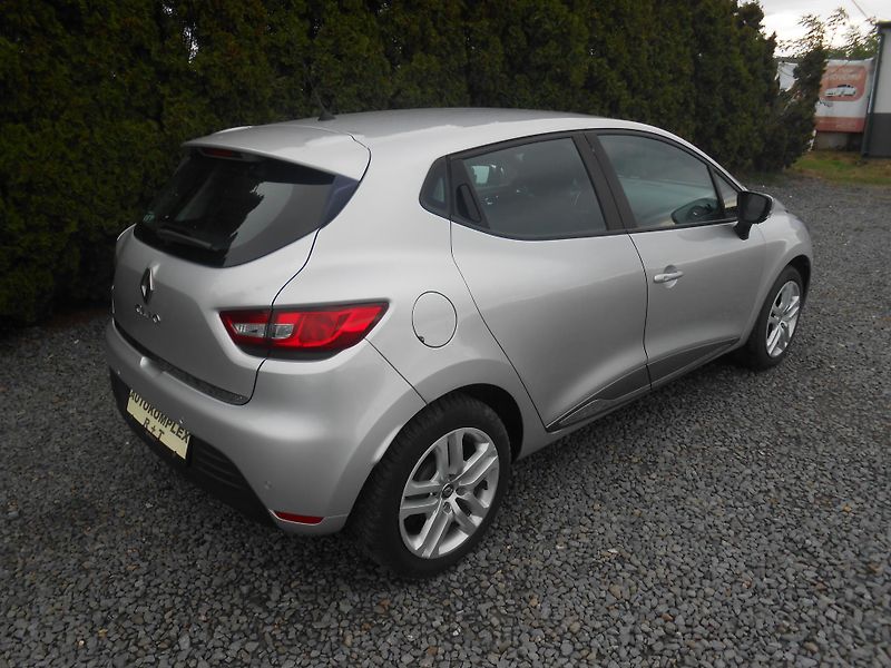 Renault Clio 0,9TCe,NAVI, CHROM, 65TKM - fotka 5 z 39