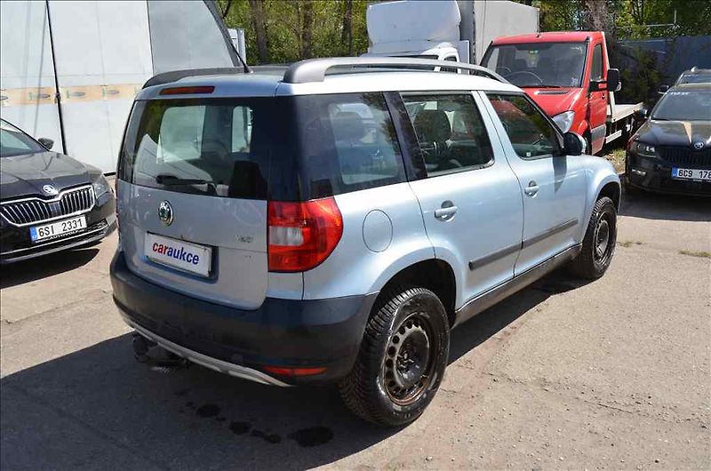 Škoda Yeti (2010) 2,0 TDI - fotka 4 z 29