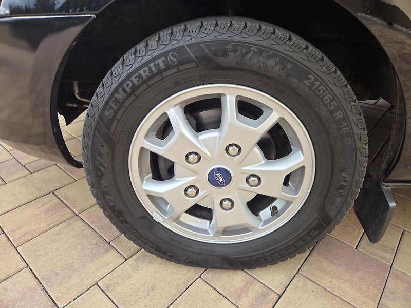 Ford Transit Custom 2.2 TDCi 114kW  5míst  - fotka 6 z 54