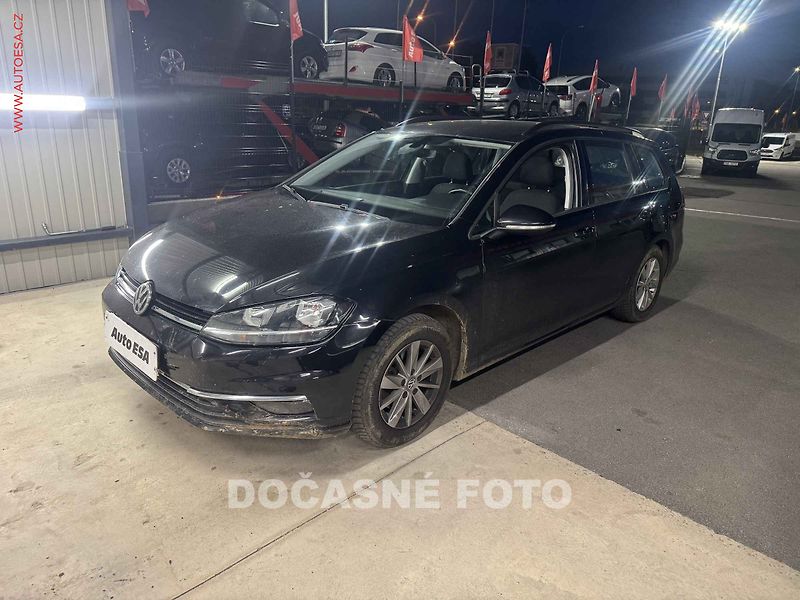 Volkswagen Golf (2017) 1.4TSi - fotka 1 z 3
