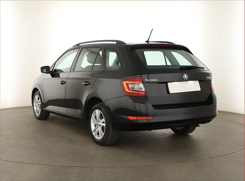 Škoda Fabia (2019) 1.0 TSI, ČR,1.maj, Tempomat - fotka 4 z 15