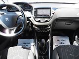 Peugeot 2008 1,2 Allure Navi, 1.maj.. - náhled 13