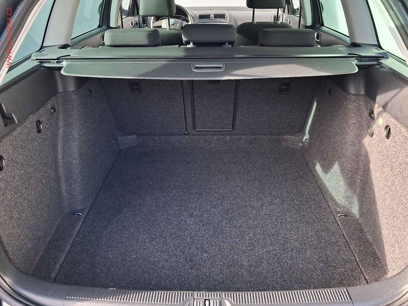 Škoda Octavia (2013) 1.6 TDi, Ambition, park.asist - fotka 7 z 17