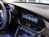 Alfa Romeo Giulia (2026) 2.0T 280k AT8 ZF Q4 4x4 Intens - náhled 11