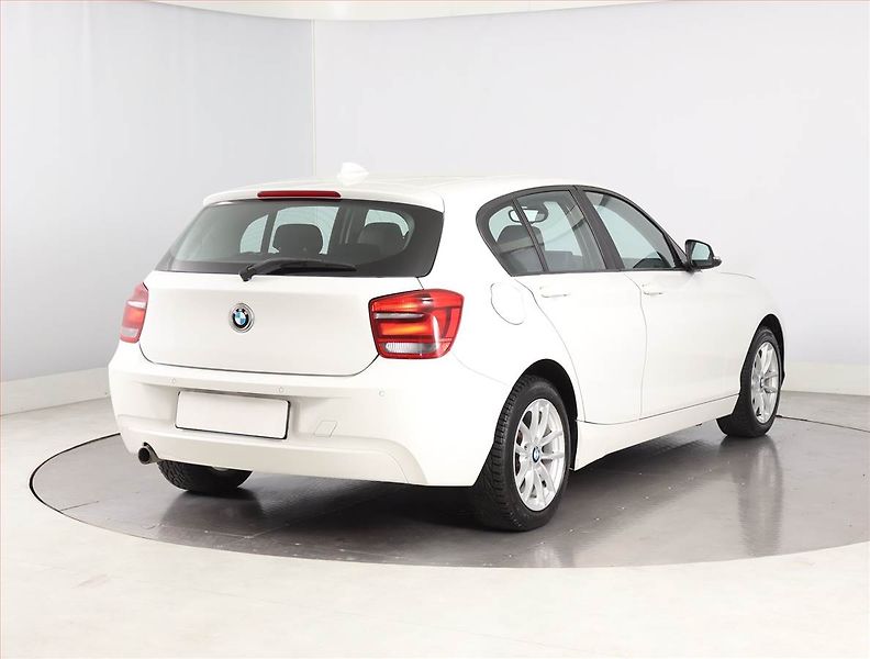 BMW Řada 1 (2013) 114d, Tempomat, Park. senzory - fotka 5 z 20