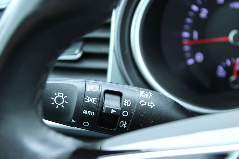 Kia Ceed (2022) 1.5 T-GDI TOP 117kW LED manuál - fotka 28 z 28