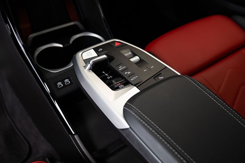 BMW X2 M35i xDrive HarmanKardon/360 - fotka 16 z 24