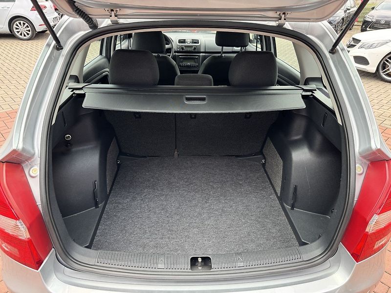 Škoda Fabia (2009) 1.4 16V Digi Klima Tempomat - fotka 20 z 50