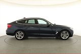 BMW Řada 3 (2018) Sport Line 320d xDrive GT - náhled 6