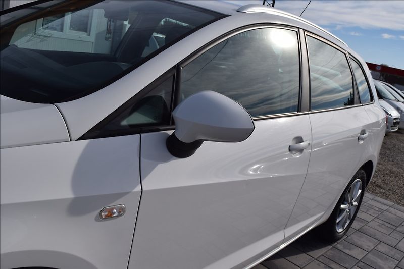Seat Ibiza 1,4 16V 63KW NÍZKÝ NÁJEZD ALU - fotka 12 z 35