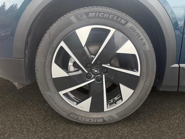 Opel Grandland (2025) GS Hybrid 1.2 TURBO eDCT6 145k - fotka 14 z 16