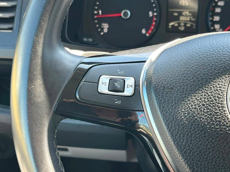Volkswagen Transporter (2017) T6 2.0TDI 75KW TAŽNÉ ZÁRUKA MO - fotka 17 z 32
