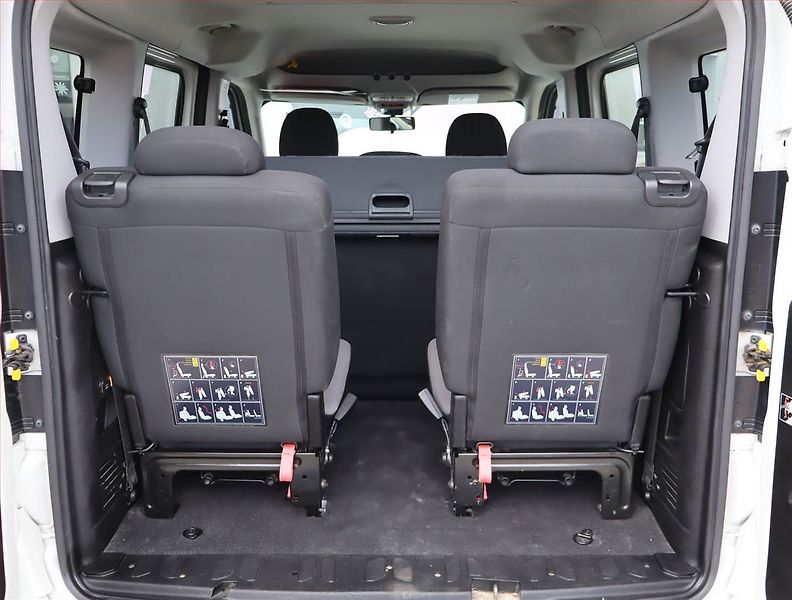 Fiat Dobló (2019) 1.4 T-Jet, 7Míst, SR, DPH - fotka 13 z 17