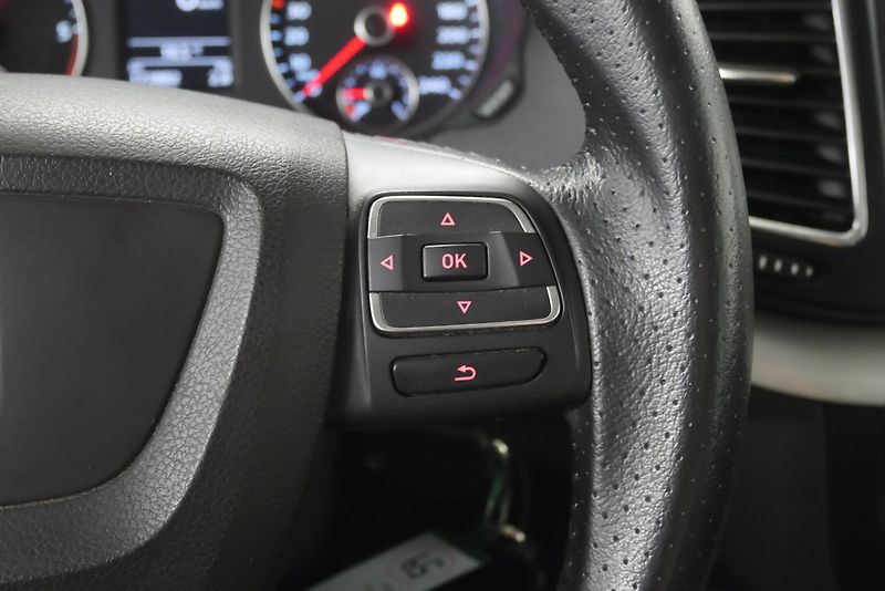 Seat Alhambra - fotka 19 z 30