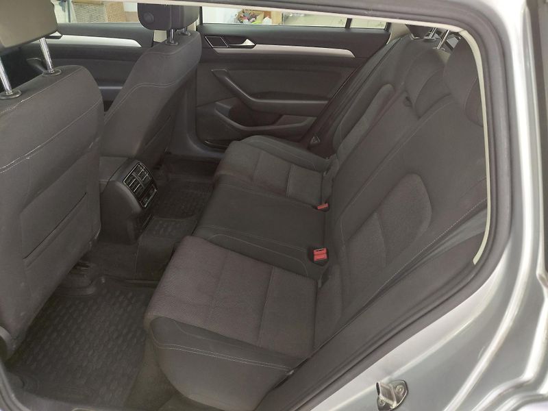 Volkswagen Passat (2017) - fotka 12 z 17