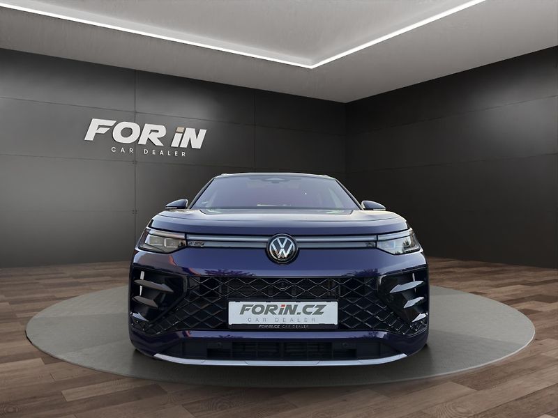 Volkswagen Tayron (2025) R-LINE Harman Kardon PANORAMA - fotka 2 z 27