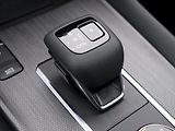Nissan Qashqai 1,3 DIG-T 116kW Tekna 4WD CZ Z - náhled 32