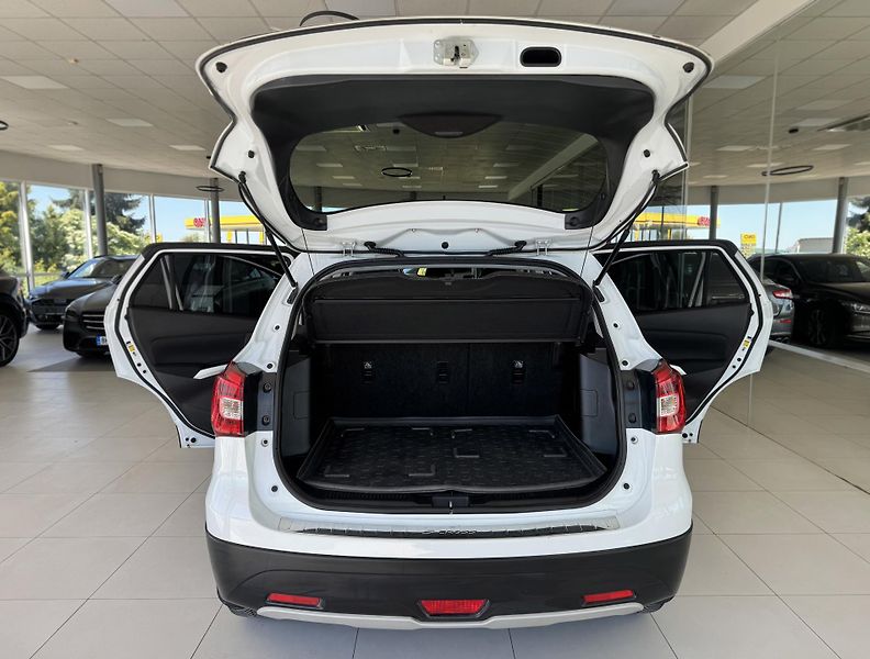 Suzuki SX4 S-Cross 1,0BoosterJet*Navi*REZERVACE! - fotka 27 z 31