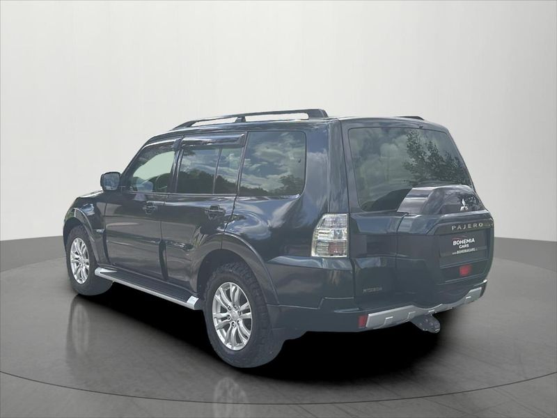 Mitsubishi Pajero 3,2 DI-D ČR SERVIS NT - fotka 5 z 30
