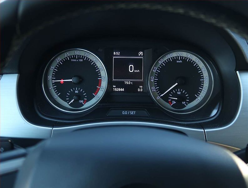 Škoda Fabia (2015) Style 1.4 TDI, Tempomat - fotka 11 z 17