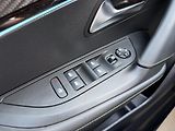Peugeot 2008 GT 1.2 PureTech 130 S&S MAN6 - náhled 24