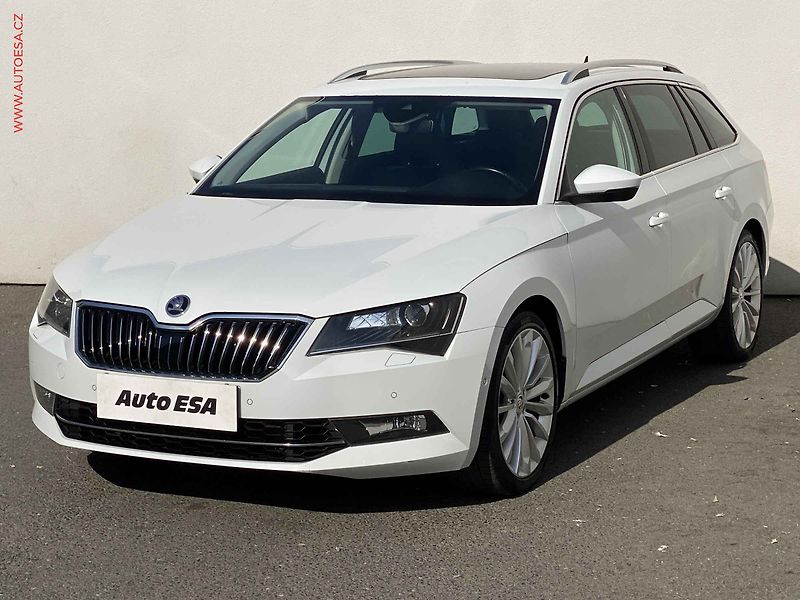 Škoda Superb (2016) 2.0 TSi 4x4, Style, DSG - fotka 3 z 20
