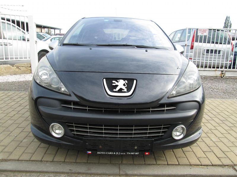 Peugeot 207 (2008) 1,6 GTI - fotka 2 z 17