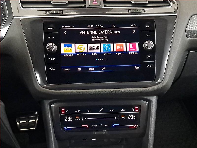 Volkswagen Tiguan Allspace (2022) R-Line 2.0 TSI - fotka 12 z 22