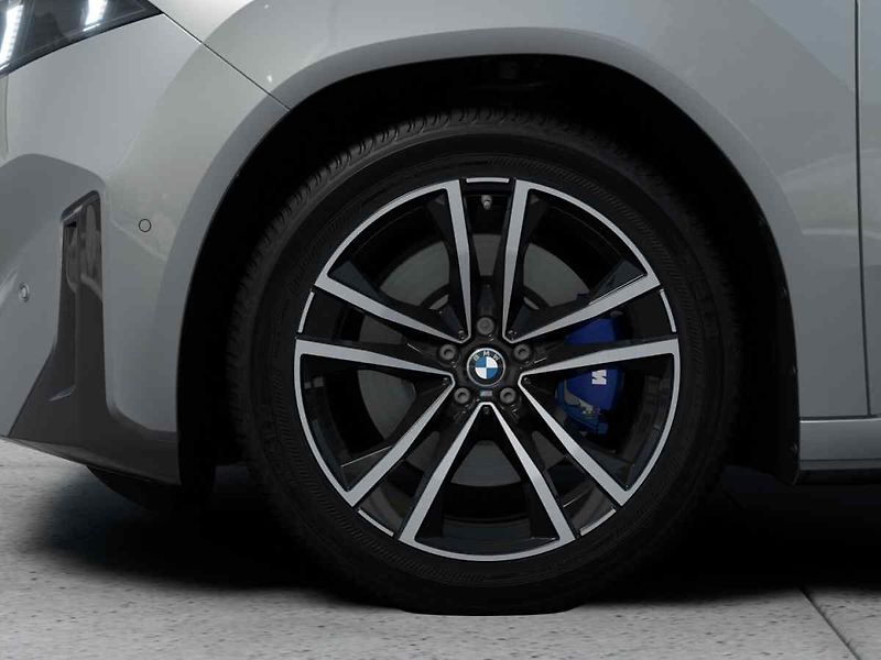 BMW iX3 (2026) - fotka 4 z 10