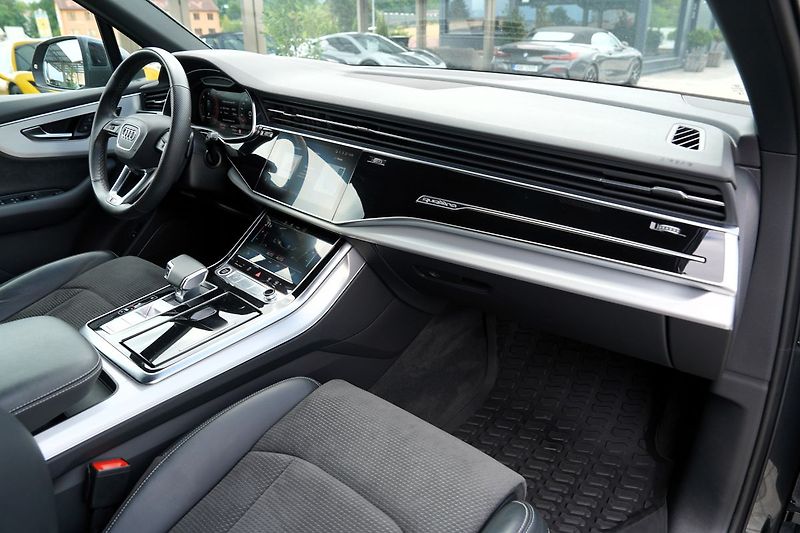 Audi Q7 50 TDI/Q/360/22/Sline/DPH - fotka 28 z 48