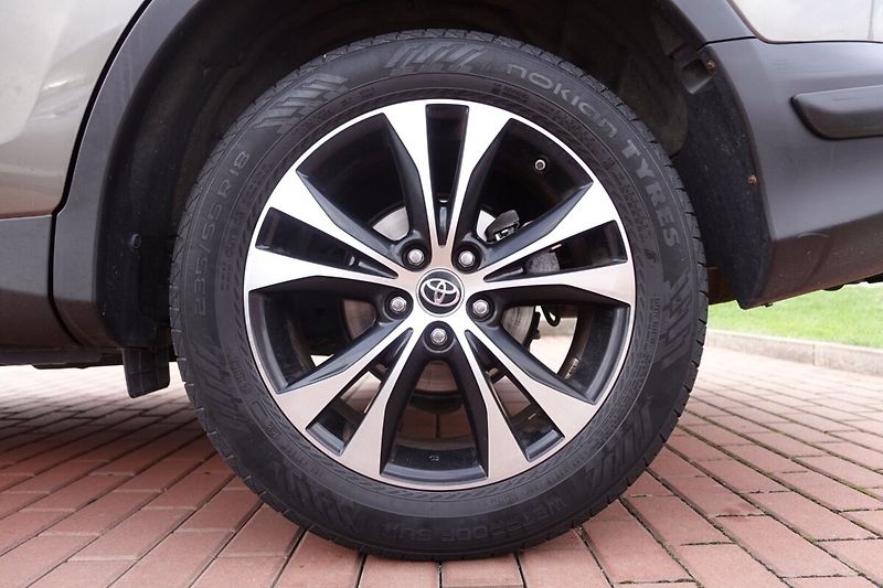 Toyota RAV4 2.0 VVTi Multidrive S  Active - fotka 7 z 33