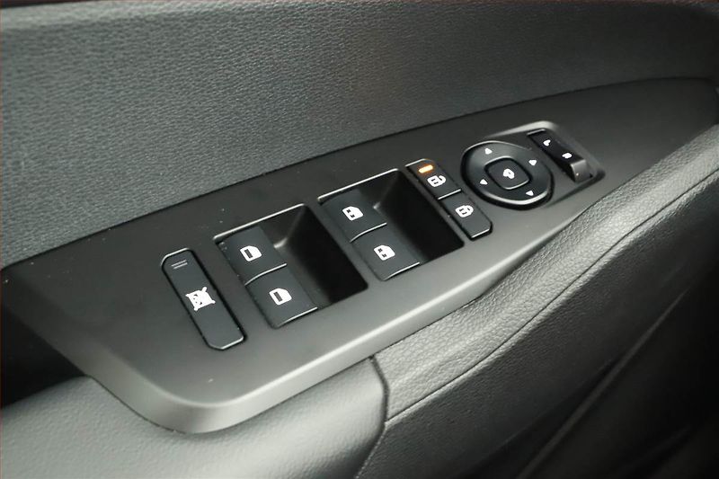 Kia Sportage (2025) 1.6 T-GDI, EXCLUSIVE, AUTOMAT - fotka 15 z 15