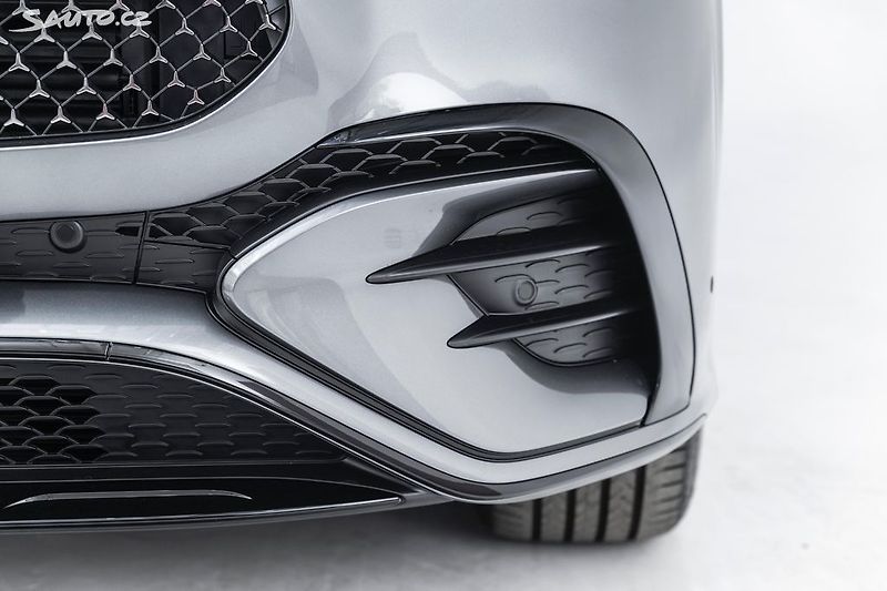 Mercedes-Benz GLE 450d*AMG*Premium*nez.topení - fotka 19 z 40